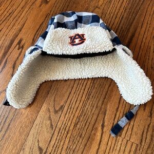 Auburn bomber/trapper hat